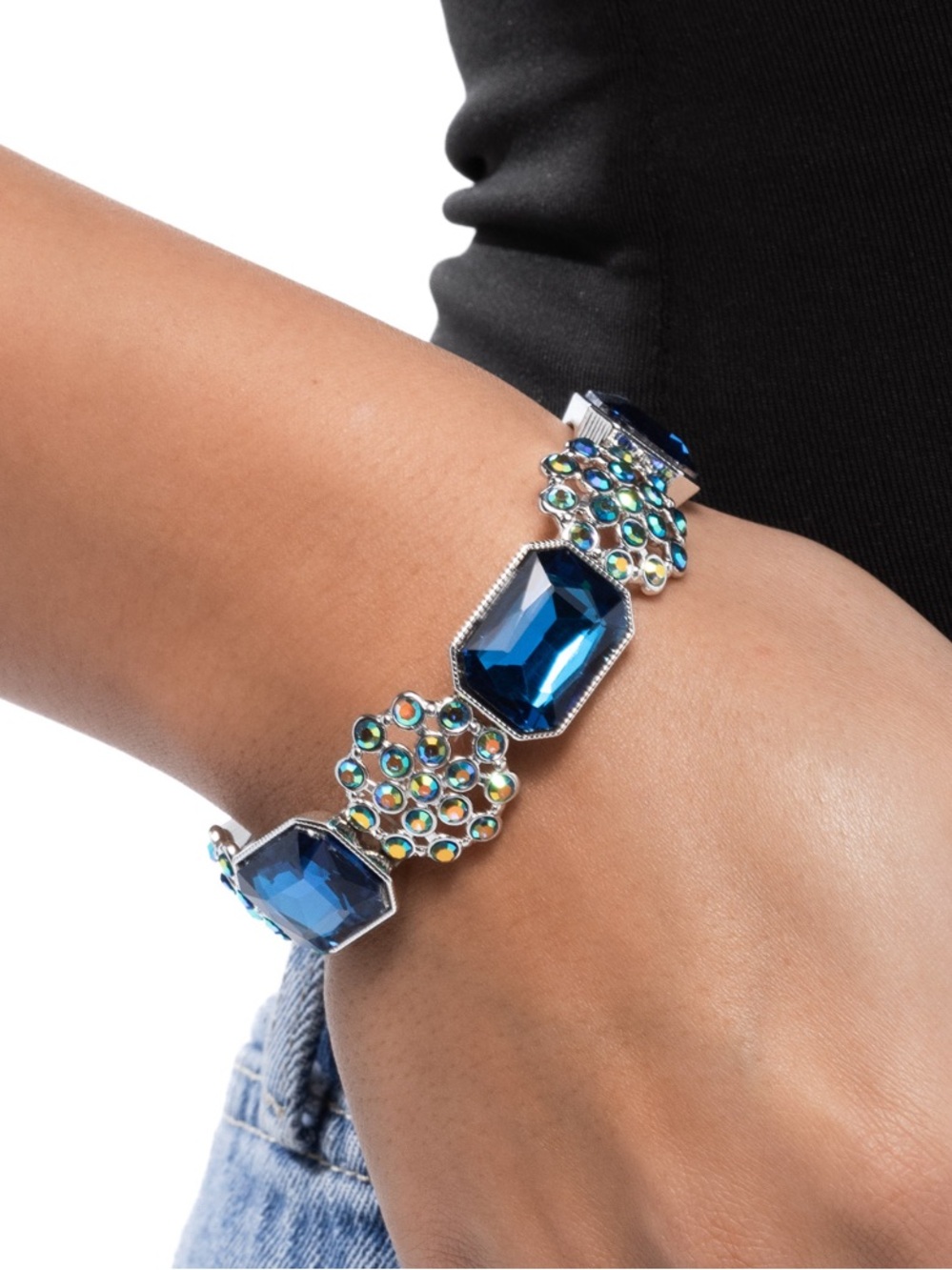 NWT Blue Prismatic Gems & Flowers Bracelet